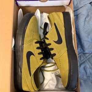 Nike Mustard Yellow and Black Sneakers
